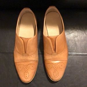 Tan Pointy loafers